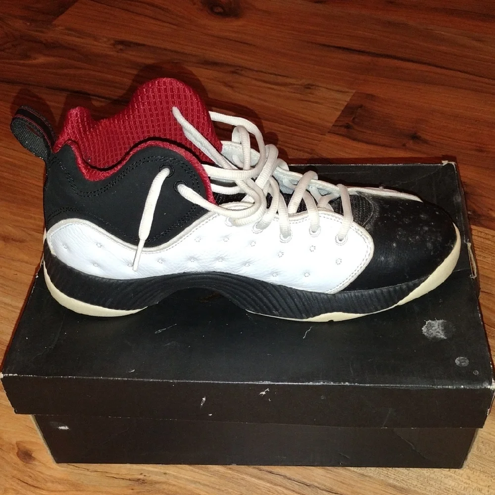 Jordan Black and White Sneakers - Picture 6 of 6